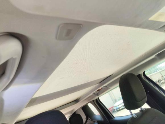 [佛山·粤E] 二手Jeep自由侠2018款 互联大屏版 180T 自动高能版