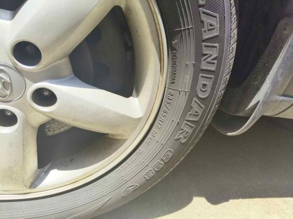 [苏州·苏E] 二手现代胜达经典2009款 2.7 舒适型