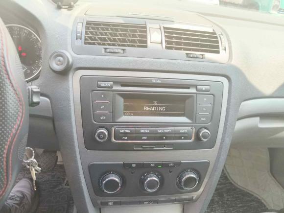 [西安·陕A] 二手斯柯达明锐2013款 1.6L 手动逸杰版