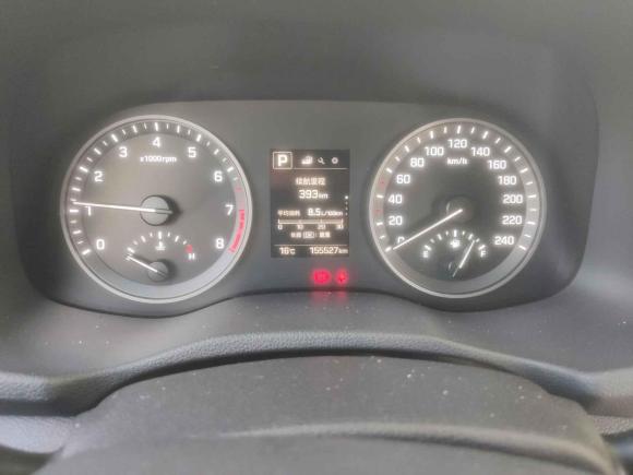 [南昌·赣A] 二手现代途胜2015款 1.6T 双离合两驱智能型