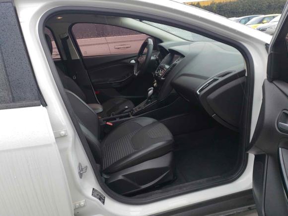 [上海·苏N] 二手福特福克斯2018款 两厢经典 1.6L 自动风尚型智行版