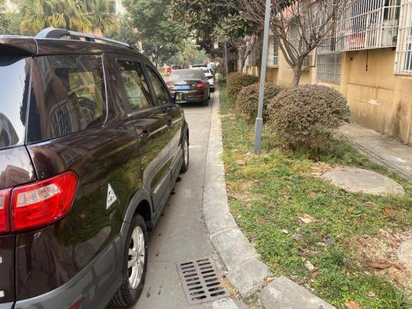 [成都·川A] 二手东风风光风光3702016款 1.3T 手动欧洲柴油版 7座