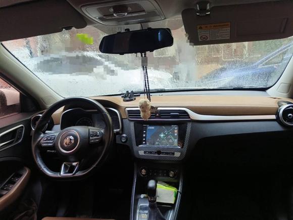 [上海·苏A] 二手名爵名爵ZS2017款 1.5L 自动尊享互联网版