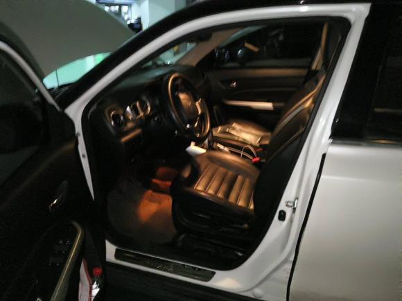 [杭州·浙A] 二手铃木维特拉2016款 1.4T 自动两驱豪华型