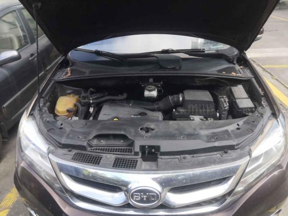 [深圳·粤B] 二手比亚迪比亚迪S72015款 2.0T 升级版 自动旗舰型