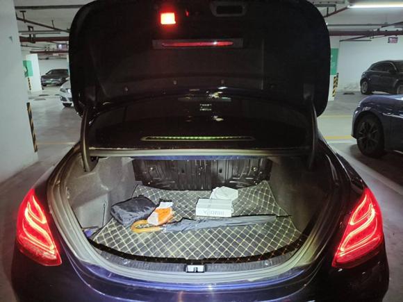 [苏州·苏E] 二手奔驰奔驰C级2018款 C 200 L 运动版