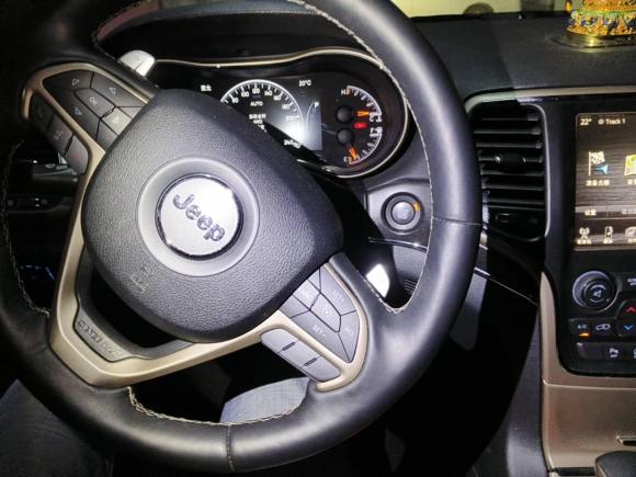 [上海·沪A] 二手Jeep大切诺基2016款 3.0L 舒享导航版