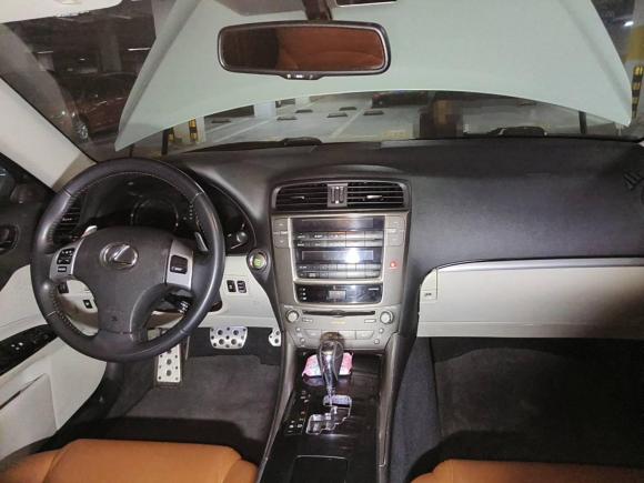 [西安·蒙A] 二手雷克萨斯雷克萨斯IS2011款 250 运动版