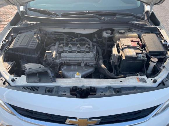 [广州·桂G] 二手雪佛兰科沃兹2018款 320 自动欣享天窗版