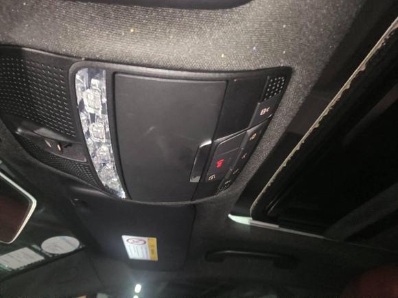 [上海·豫A] 二手奔驰奔驰C级2019款 C 260 运动版