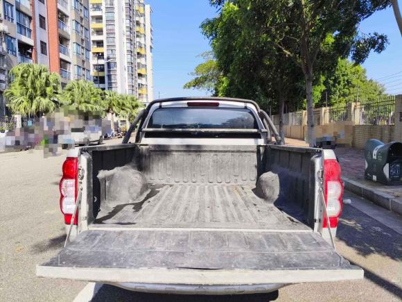 [佛山·粤E] 二手长城风骏52017款 2.0T欧洲版柴油两驱精英型大双排GW4D20D