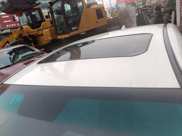 [佛山·鲁F] 二手比亚迪速锐2015款 1.5L 手动豪华型