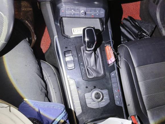 [合肥·皖A] 二手魏牌魏牌 VV72017款 2.0T 旗舰型