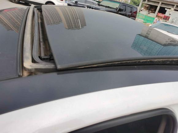 [南昌·赣A] 二手起亚起亚K52011款 2.0L 自动Premium