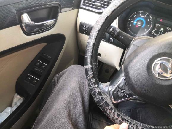 [深圳·粤L] 二手东风风光风光5802016款 1.5T 手动豪华型