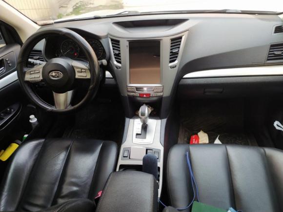 [佛山·粤Y] 二手斯巴鲁力狮2010款 2.0i豪华旅行版