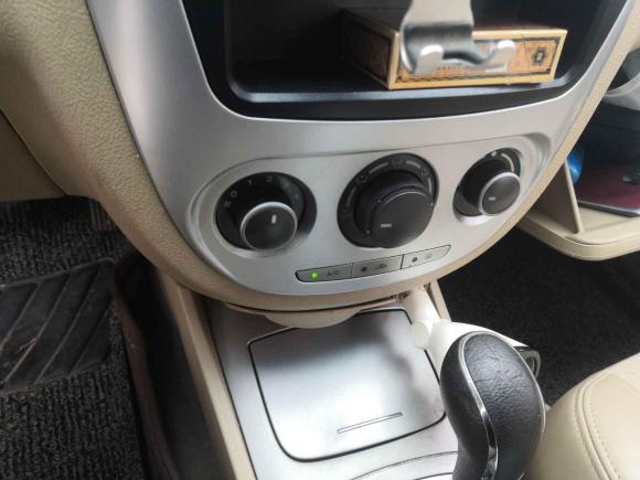 [义乌·贵A] 二手别克凯越2013款 1.5L 自动经典型