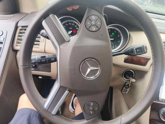 [上海·皖A] 二手奔驰奔驰R级2011款 R 300 L 豪华型