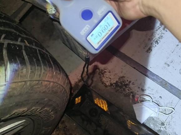 [南昌·赣A] 二手江铃驭胜S3502013款 2.4T 手动两驱柴油豪华版5座