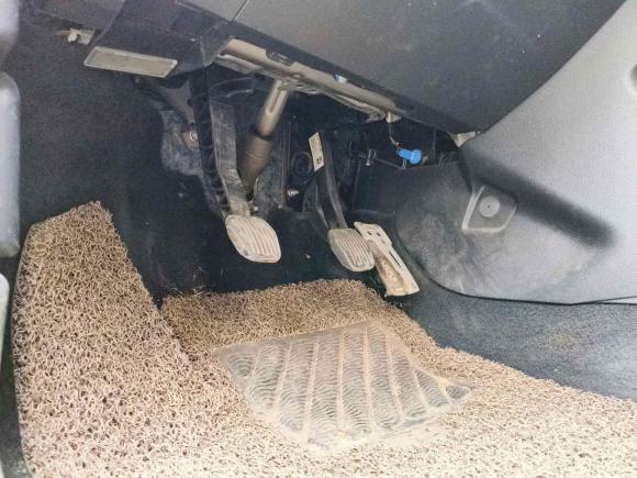 [北京·冀G] 二手福特福克斯2012款 两厢 2.0L 手动豪华运动型