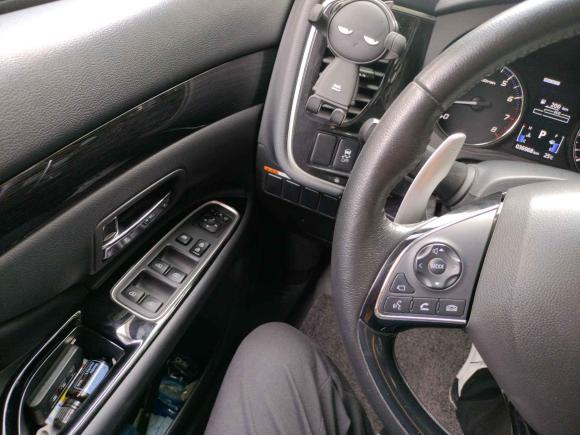 [上海·沪B] 二手三菱欧蓝德2019款 2.4L 四驱致享版 7座 国VI