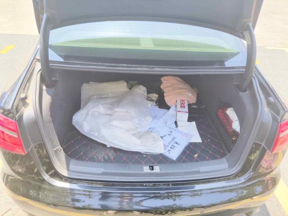 [苏州·苏E] 二手奥迪奥迪A6L2015款 TFSI 百万纪念智领型