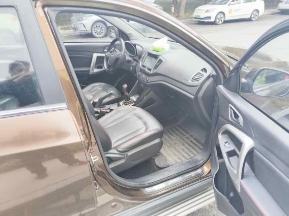 [南通·苏F] 二手奇瑞瑞虎52016款 2.0L 手动家悦版