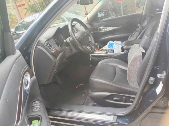 [深圳·粤B] 二手英菲尼迪英菲尼迪Q702017款 Q70L 2.5L 悦享版