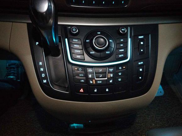 [上海·沪A] 二手别克别克GL82014款 3.0L XT豪华商务旗舰版