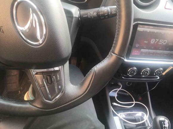 [杭州·贵A] 二手东南东南DX32016款 1.5L 手动尊贵型