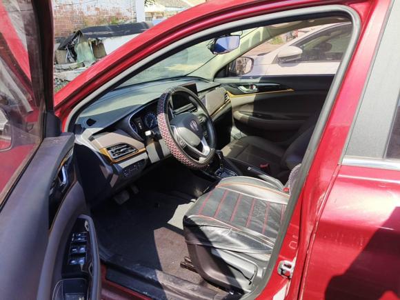 [苏州·苏E] 二手长安逸动DT2018款 1.6L 自动智享型