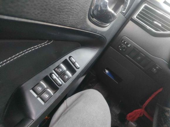 [成都·川A] 二手东风风光风光5802016款 1.8L 手动舒适型