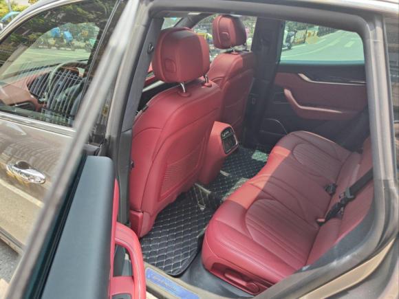 [广州·粤A] 二手玛莎拉蒂Levante2022款 2.0T GT锋芒版