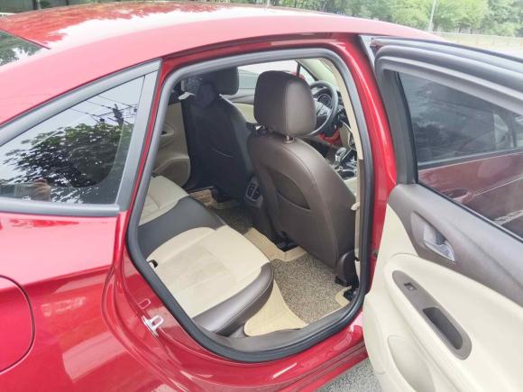 [成都·川A] 二手别克威朗2015款 三厢 15S 自动领先型