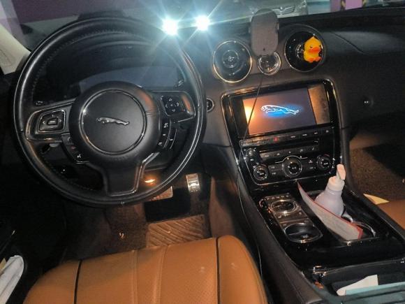 [广州·粤A] 二手捷豹捷豹XJ2015款 XJL 2.0T 两驱尊享商务版