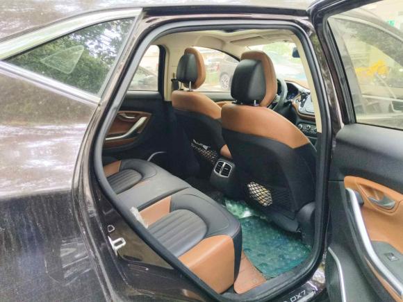 [上海·沪F] 二手东南东南DX72015款 1.5T 自动豪华型