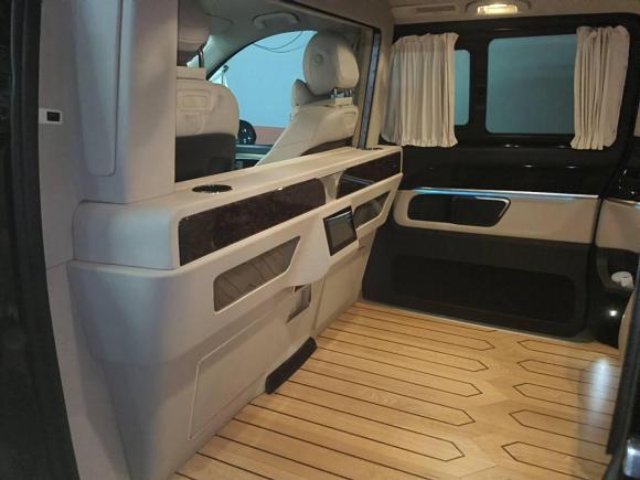 [北京·京C] 二手奔驰奔驰V级2018款 V 260 尊贵版 国V