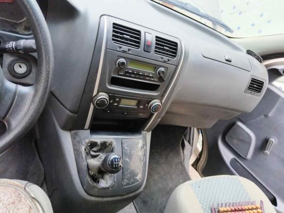 [佛山·粤Y] 二手金杯阁瑞斯2016款 2.0L快运实用型