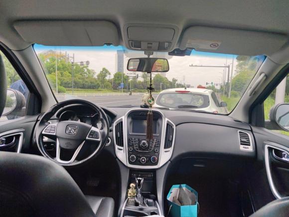 [湖州·浙E] 二手江铃驭胜S3502013款 2.4T 自动四驱柴油豪华版5座