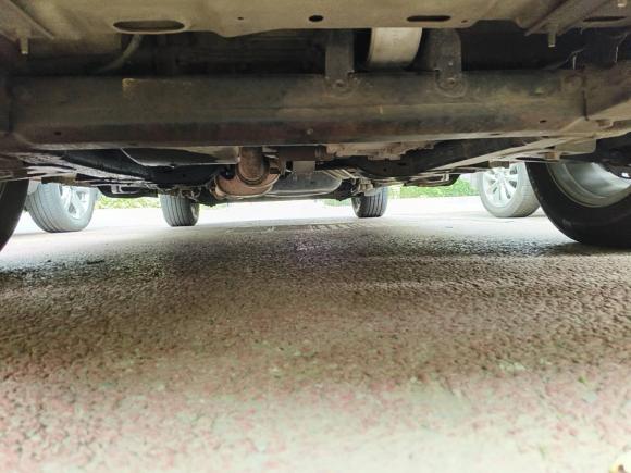 [济南·鲁A] 二手别克别克GL82014款 2.4L CT豪华商务舒适版