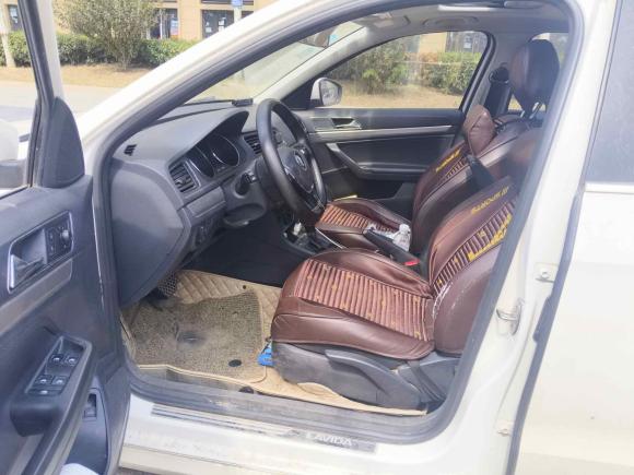 [西安·陕A] 二手大众朗逸2017款 1.6L 自动舒适版