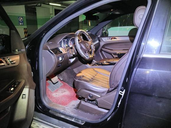 [广州·粤A] 二手奔驰奔驰GLE2015款 GLE 320 4MATIC