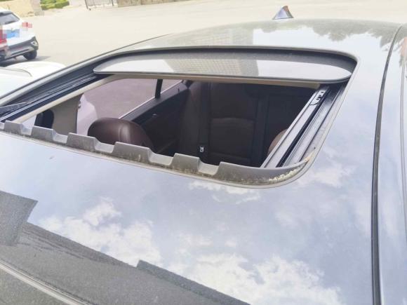 [济南·鲁A] 二手宝马宝马5系2014款 525Li 豪华设计套装