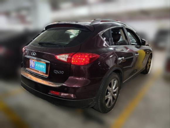 [上海·沪A] 二手英菲尼迪英菲尼迪QX502013款 2.5L 两驱优雅版