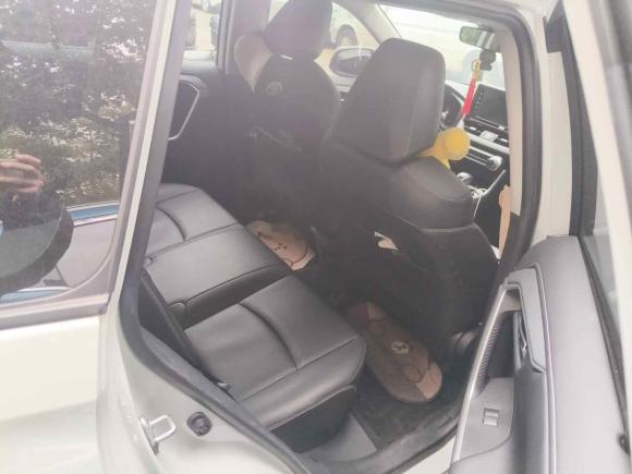 [上海·沪B] 二手丰田RAV4荣放2021款 2.0L CVT两驱风尚PLUS版