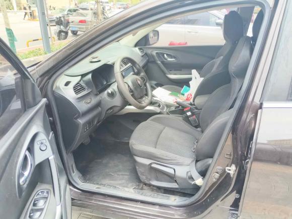 [济南·鲁A] 二手雷诺科雷嘉2017款 2.0L 两驱时尚版