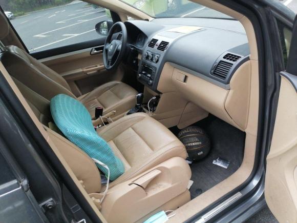 [上海·苏E] 二手大众途安2011款 1.4T DSG智雅版5座