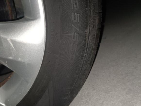 [上海·桂K] 二手别克君威2014款 2.0L 领先时尚型