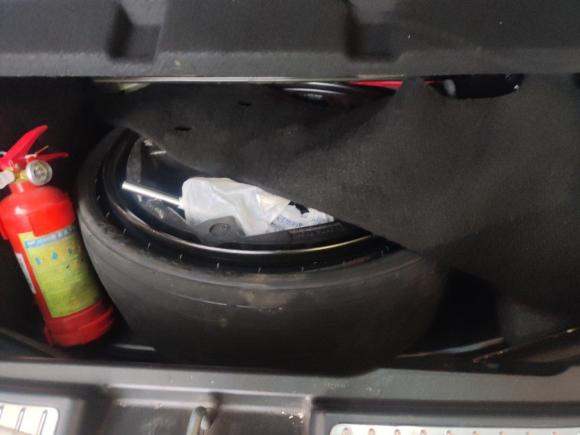 [上海·沪E] 二手奔驰奔驰R级2014款 R 320 4MATIC 商务型