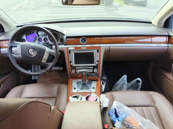 [成都·川A] 二手大众辉腾2012款 3.0L 商务型